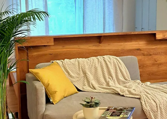 Art Farm I I Naehe Frankfurt I Messe Apartment Schoneck